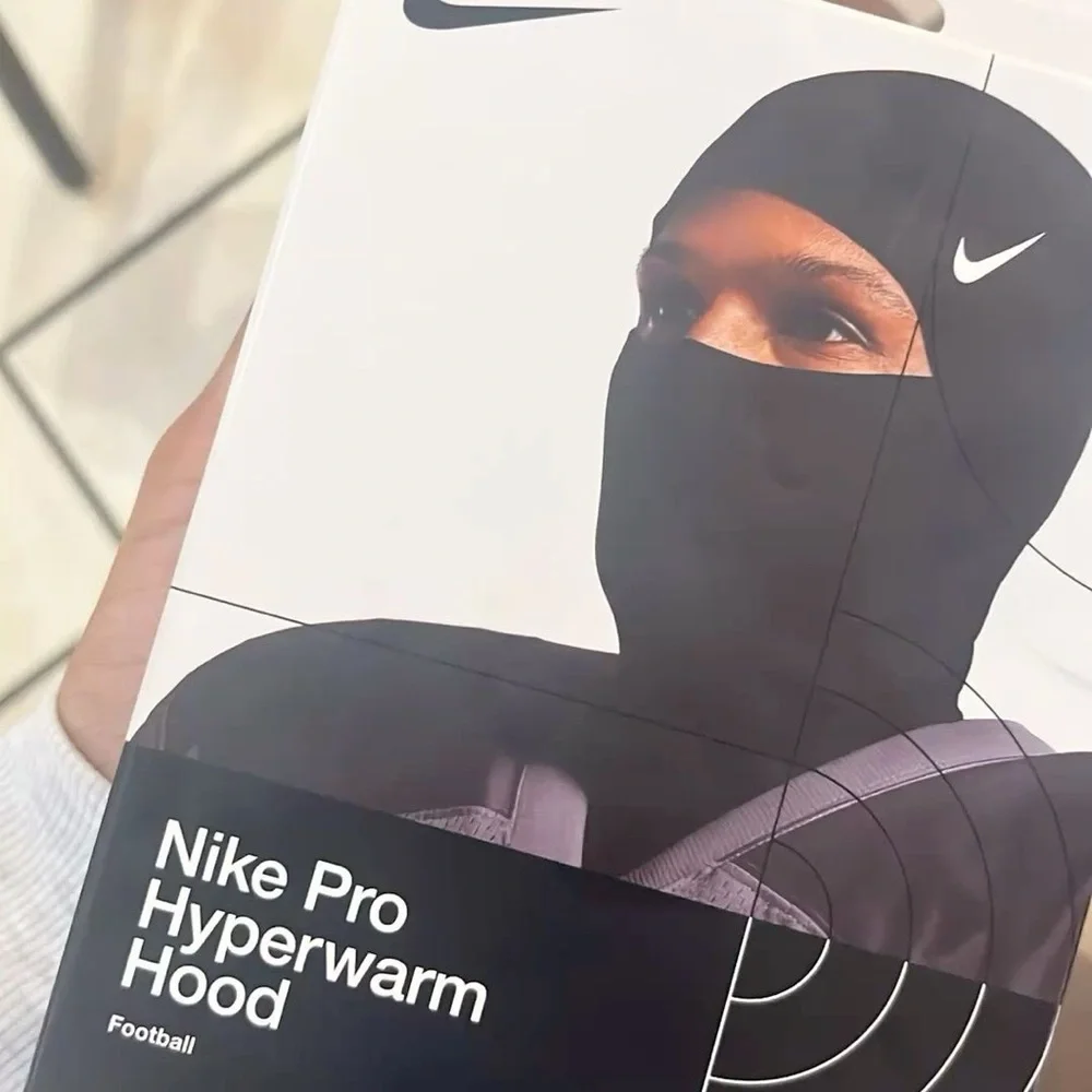 Nike Pro Hyperwarm Hood